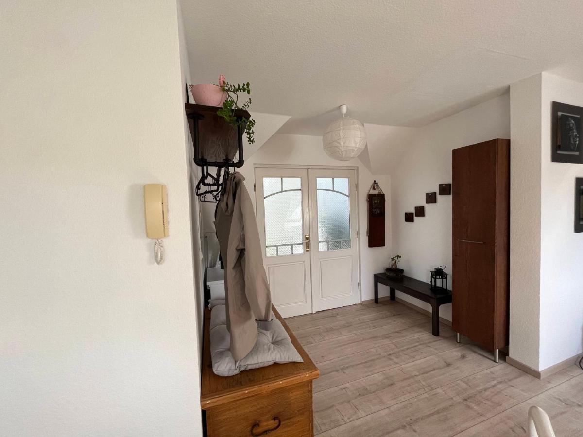 105 Qm Neues Klimatisiertes Appartment Fuer Familien Privater Parkplatz Хемниц Экстерьер фото